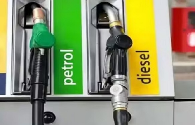 पेट्रोल-डीजल के लोगो का फोटो  