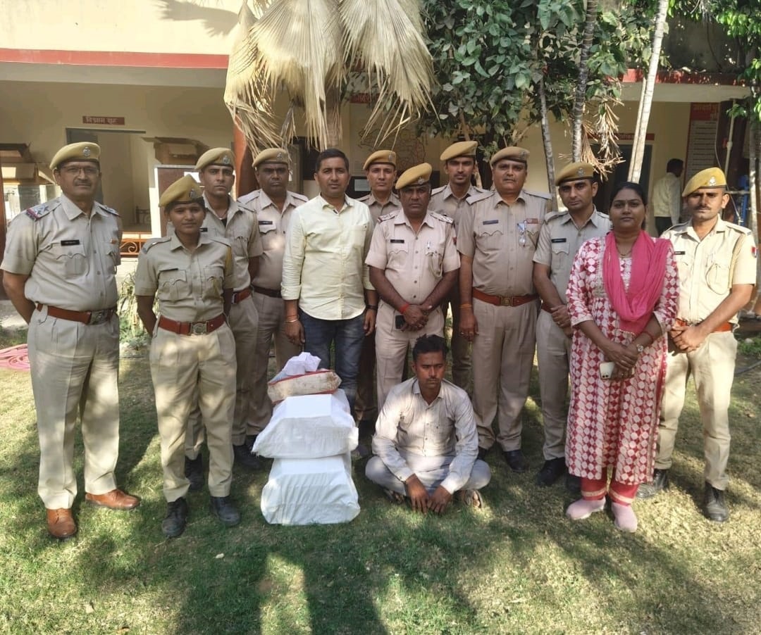 Accused arrested after seizing 45960 prohibited drug tablets worth Rs 1 crore 84 lakh.