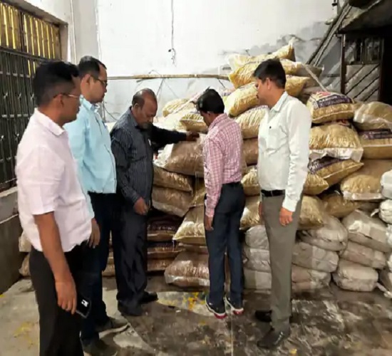 कानपुर: खाद्य सुरक्षा विभाग ने सीज किया 21 लाख रूपए का मिलावटी खाद्य पदार्थ