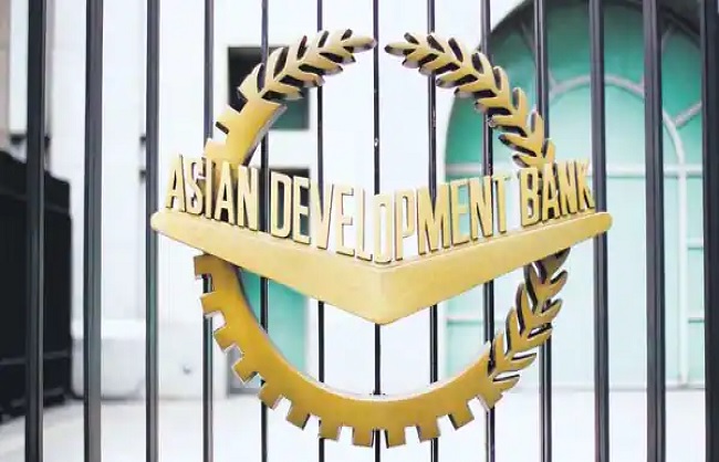 एशियाई विकास बैंक के लोगो का फाइल फोटो 