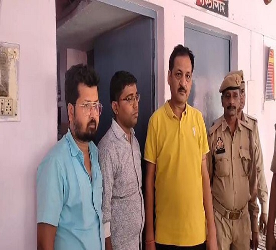 कानपुर: आईपीएल के सट्टा में तीन गिरफ्तार, 19 लाख बरामद
