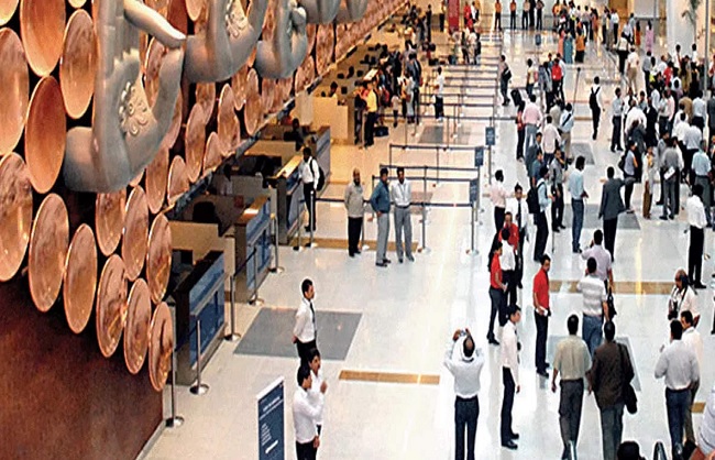 इंदिरा गांधी इंटरनेशनल एयरपोर्ट का फाइल फोटो 