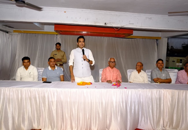 भाजपा के प्रदेश उपाध्यक्ष और नोएडा से विधायक पंकज सिंह