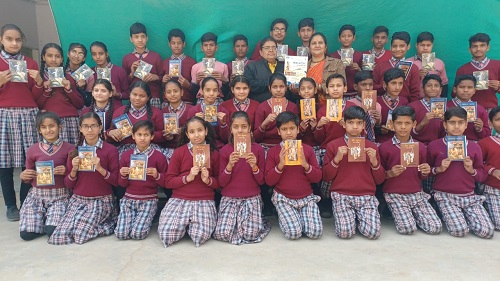 Thousands of students took part in the Gita Contest Junior