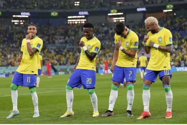 Copa America-Neymar out of Brazil squad