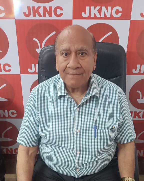 जम्मू-कश्मीर में वोट शेयर खोने के बाद भाजपा लोगों को नेकां के खिलाफ गुमराह कर रही है : रत्नलाल जम्मू-कश्मीर में वोट शेयर खोने के बाद भाजपा लोगों को नेकां के खिलाफ गुमराह कर रही है : रत्नलाल