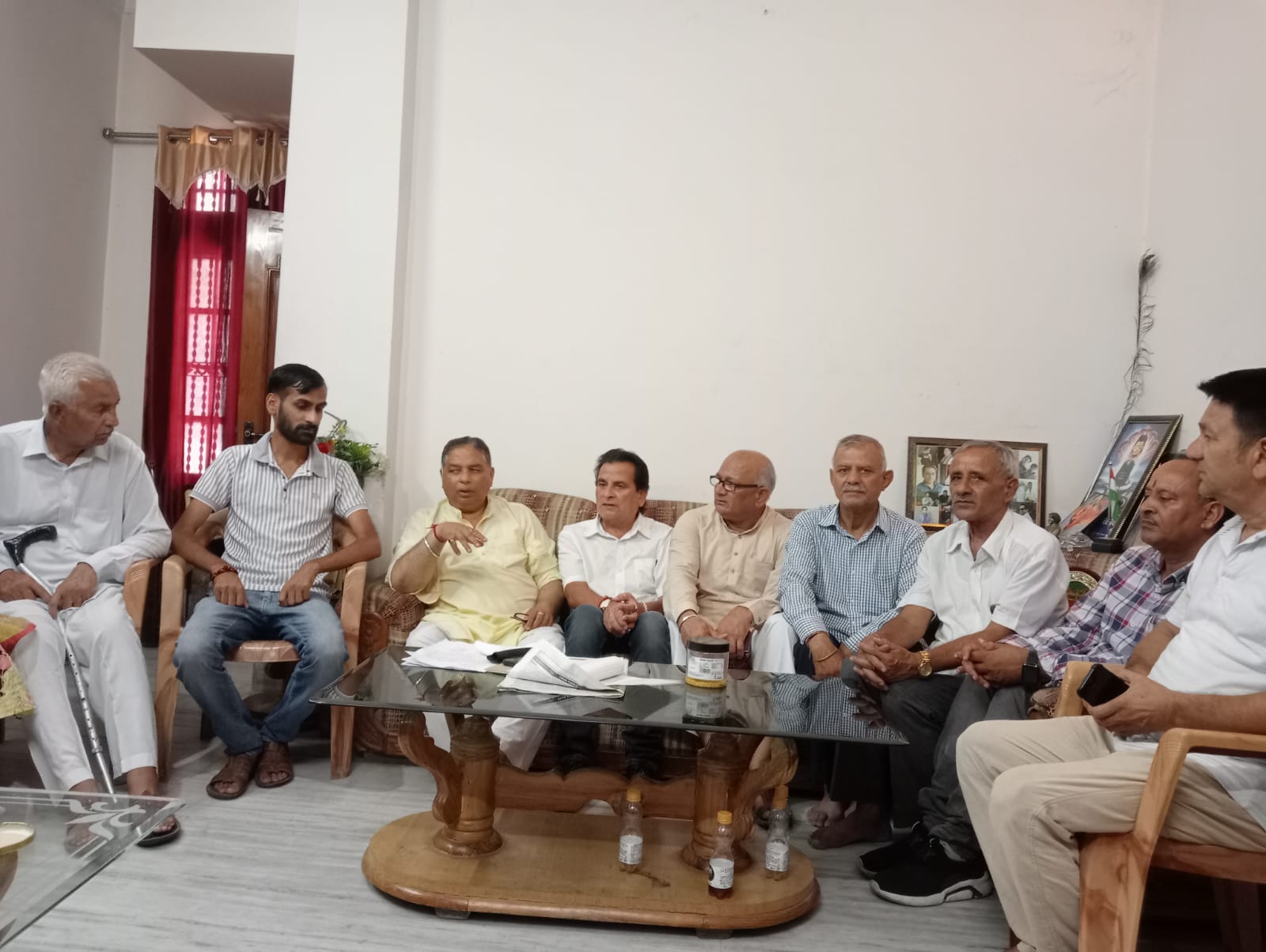 राजपुरा कल्याण समिति के प्रतिनिधिमंडल ने सत शर्मा से मुलाकात कर समस्याएं उठाईं राजपुरा कल्याण समिति के प्रतिनिधिमंडल ने सत शर्मा से मुलाकात कर समस्याएं उठाईं