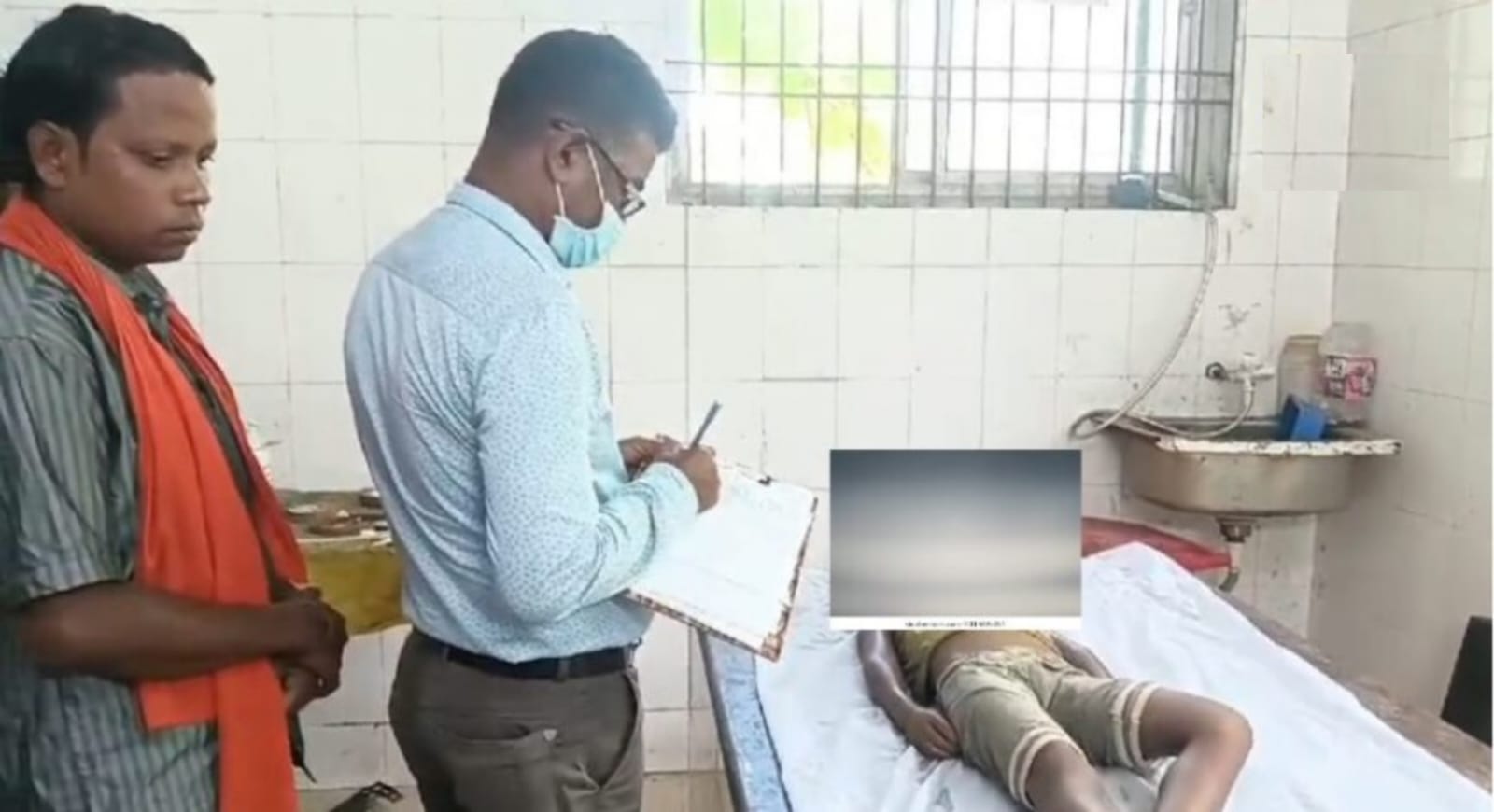 कोरबा: तालाब में डूबने से पांच वर्षीय मासूम की मौत, परिवार में दौड़ी शोक की लहर,खेल खेल में हुआ हादसा कोरबा: तालाब में डूबने से पांच वर्षीय मासूम की मौत, परिवार में दौड़ी शोक की लहर,खेल खेल में हुआ हादसा