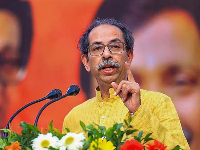 मुंबई को 'अडानी सिटी' बनाने की साजिश:उद्धव ठाकरे मुंबई को 'अडानी सिटी' बनाने की साजिश:उद्धव ठाकरे