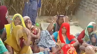 वृद्ध की मौत के बाद गमगीन परिजन वृद्ध की मौत के बाद गमगीन परिजन