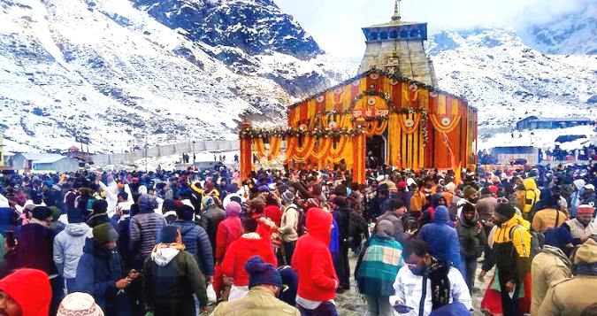 बदलाव की बयार : इतिहास में पहली बार बीकेटीसी ने सरकार को दिए 10 करोड़ रुपये, केदारनाथ-बदरीनाथ धाम में बढ़ेगी सुविधा बदलाव की बयार : इतिहास में पहली बार बीकेटीसी ने सरकार को दिए 10 करोड़ रुपये, केदारनाथ-बदरीनाथ धाम में बढ़ेगी सुविधा