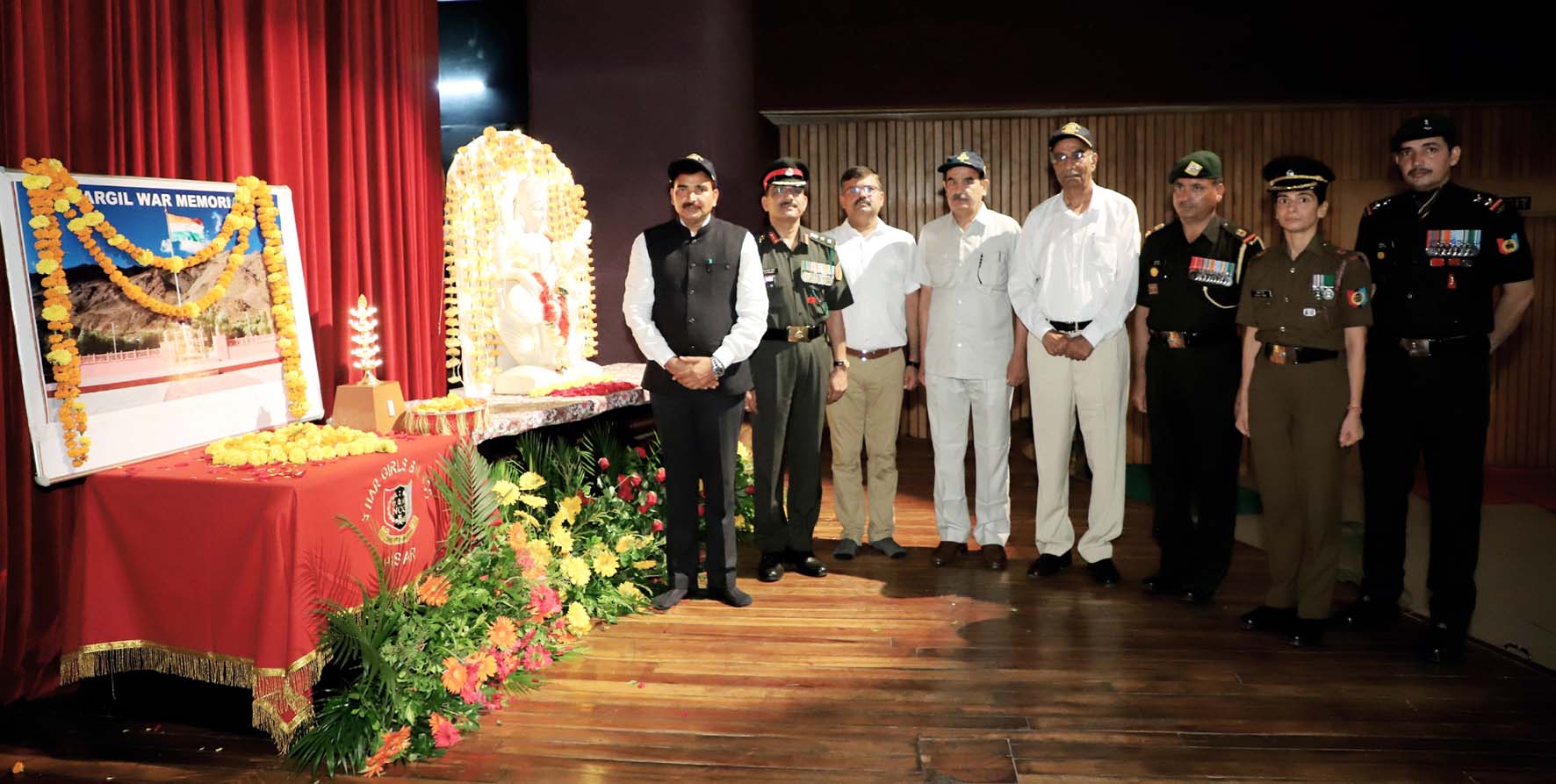 कार्यक्रम का उद्घाटन करते कुलपति प्रो. नरसी राम बिश्नोई।