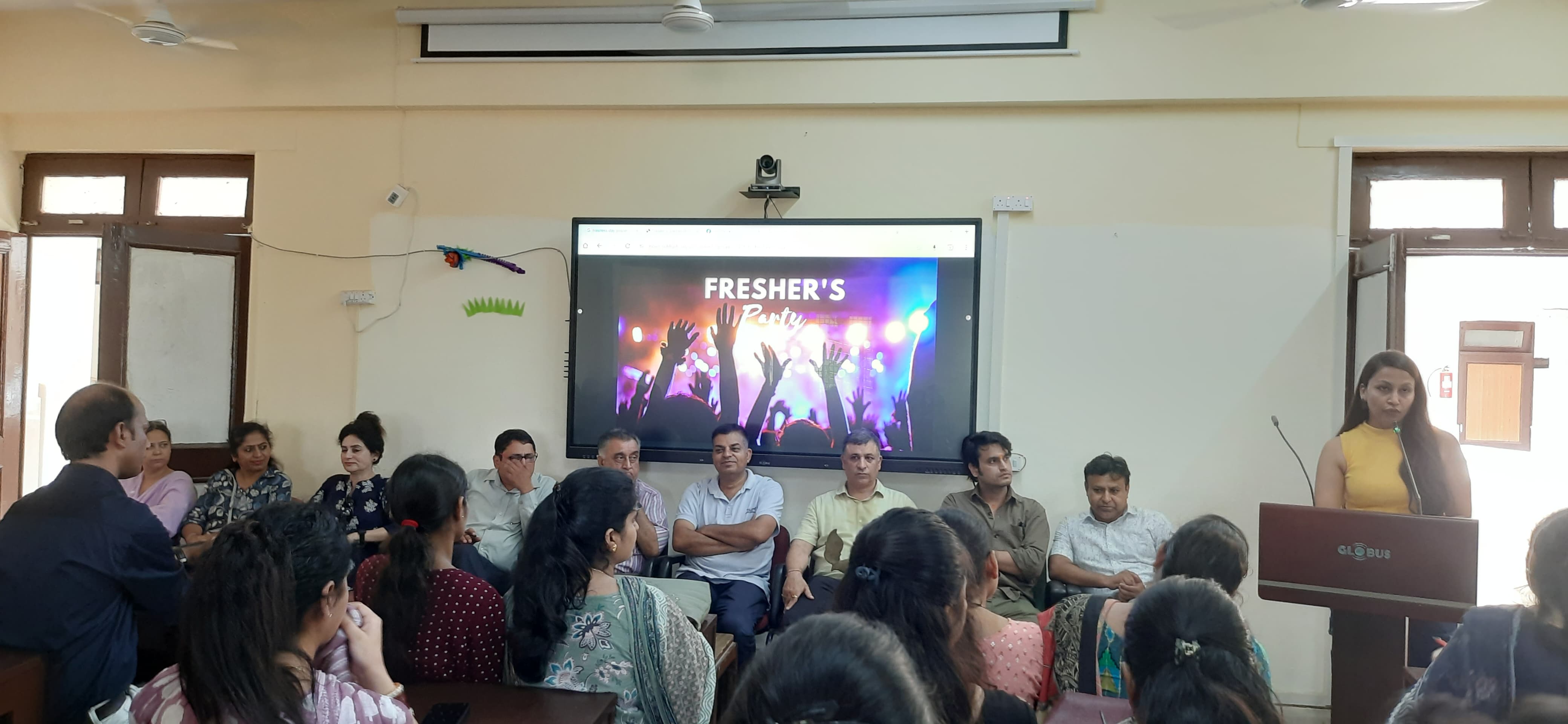 बी.एड. दूरस्थ शिक्षार्थियों के लिए फ्रोश फिएस्टा आयोजित बी.एड. दूरस्थ शिक्षार्थियों के लिए फ्रोश फिएस्टा आयोजित