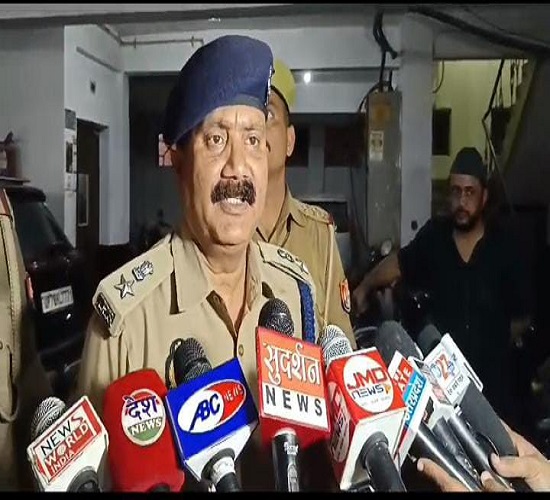 कानपुर: कुर्क की गई सपा विधायक इरफान के करीबी शौकत अली की सवा करोड़ की संपत्ति कानपुर: कुर्क की गई सपा विधायक इरफान के करीबी शौकत अली की सवा करोड़ की संपत्ति