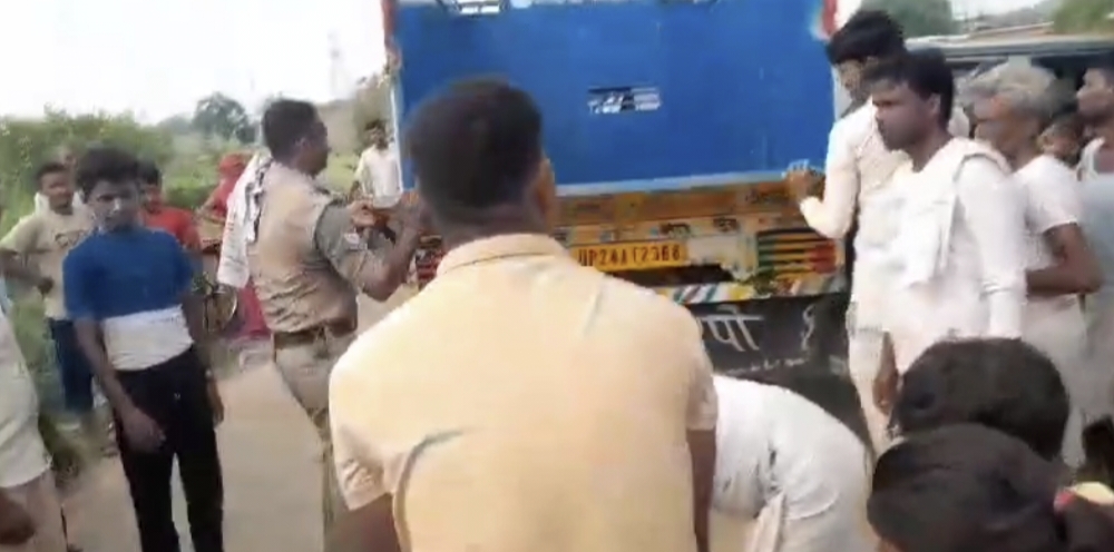बदायूँ: करंट लगने से मां बेटे की हुई दर्दनाक मौत बदायूँ: करंट लगने से मां बेटे की हुई दर्दनाक मौत