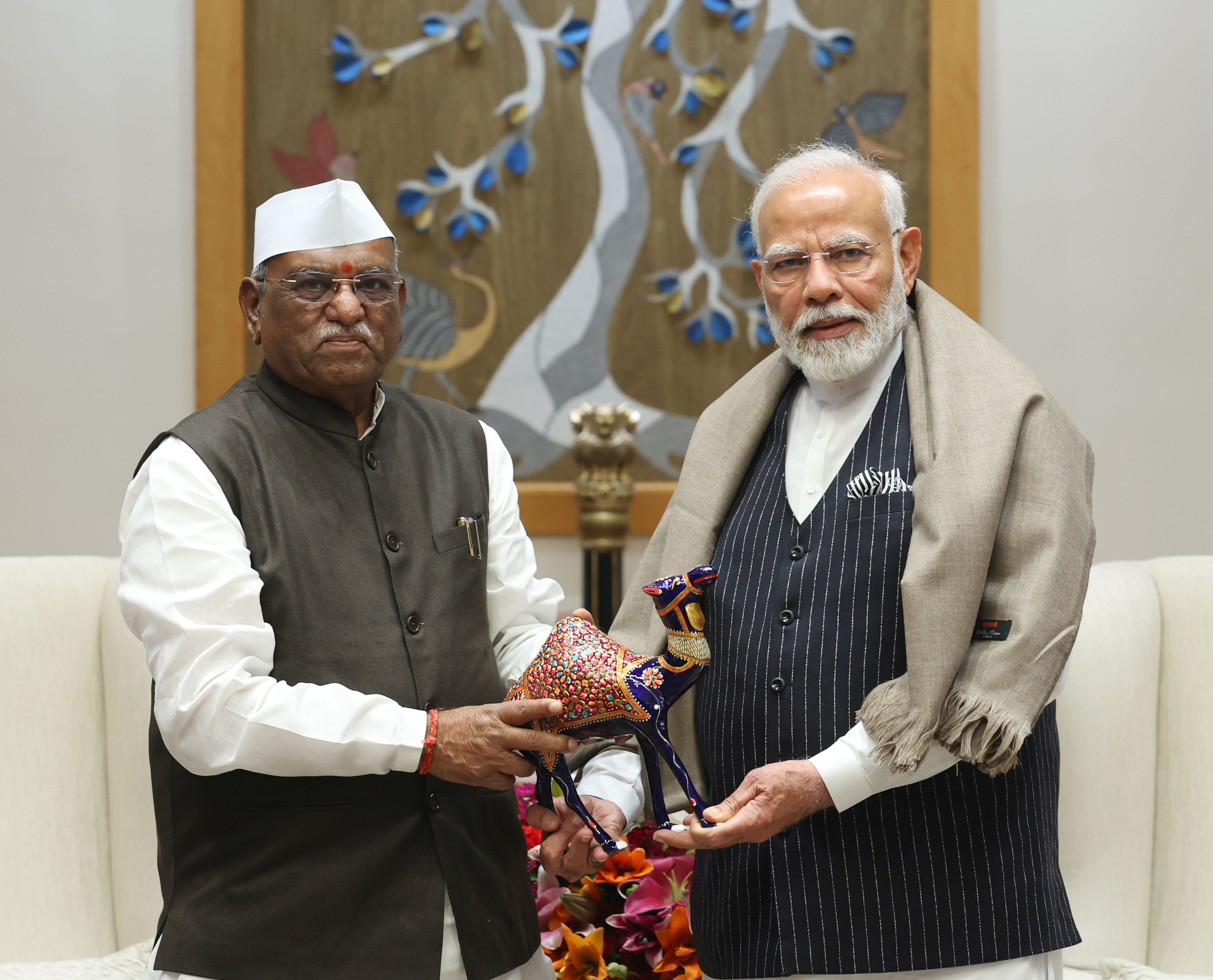 राज्यपाल बागडे की प्रधानमंत्री नरेंद्र मोदी से मुलाकात राज्यपाल बागडे की प्रधानमंत्री नरेंद्र मोदी से मुलाकात