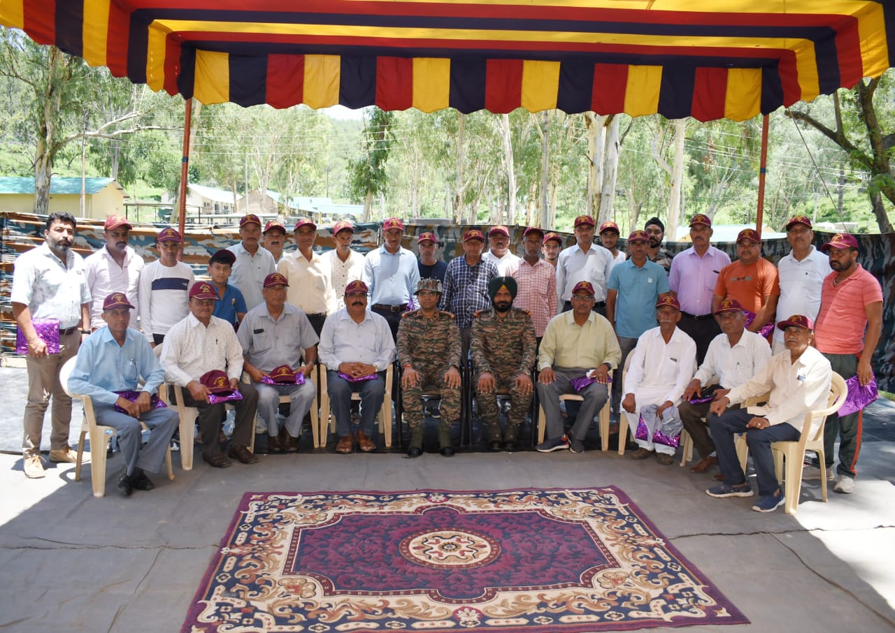 स्वरोजगार पहलों की जानकारी साझा की स्वरोजगार पहलों की जानकारी साझा की