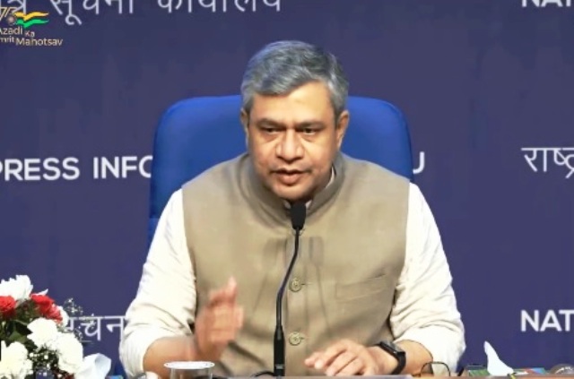 केंद्रीय आईटी मंत्री अश्विनी वैष्णव केंद्रीय आईटी मंत्री अश्विनी वैष्णव