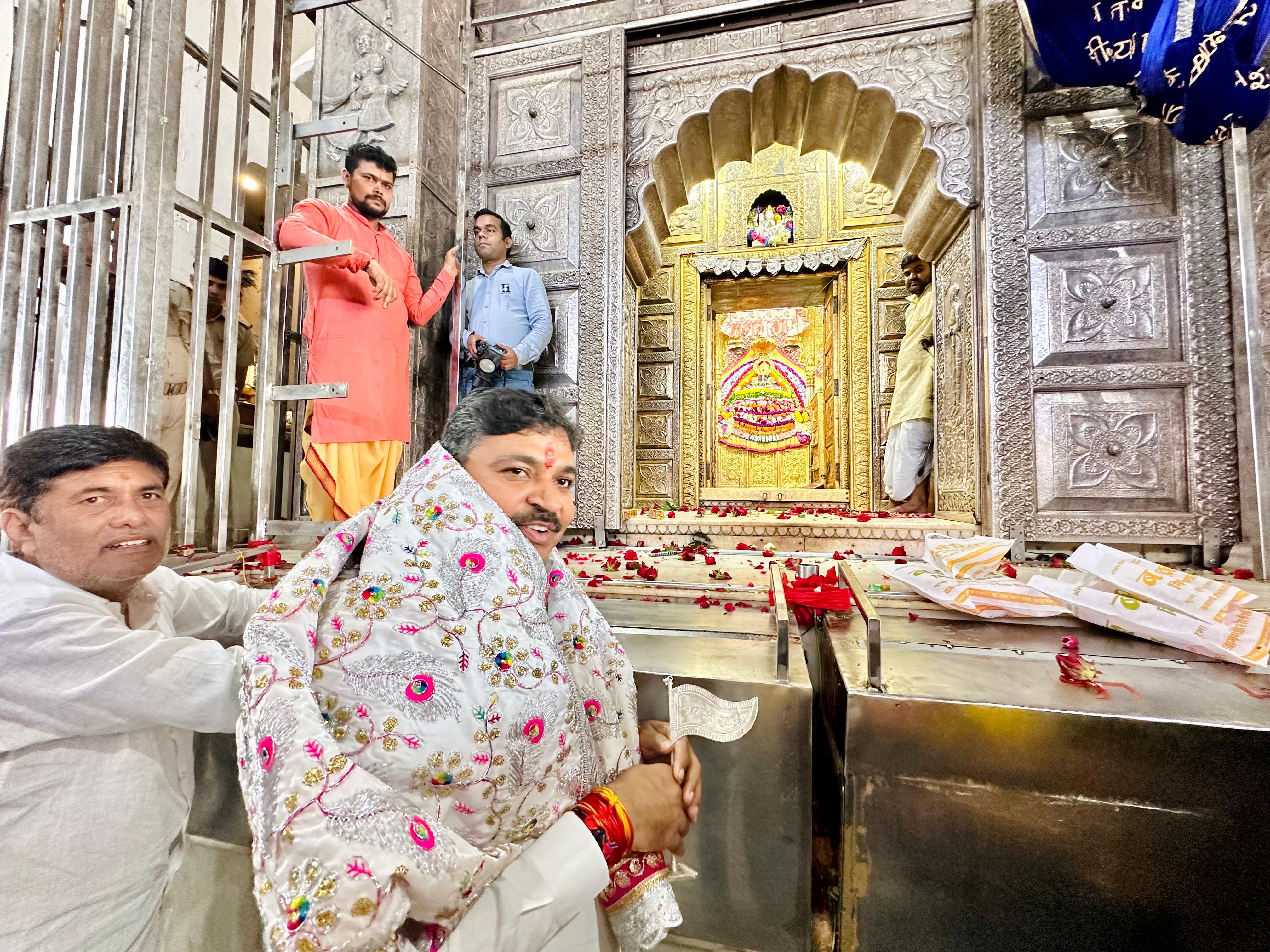 Alwar Alwar