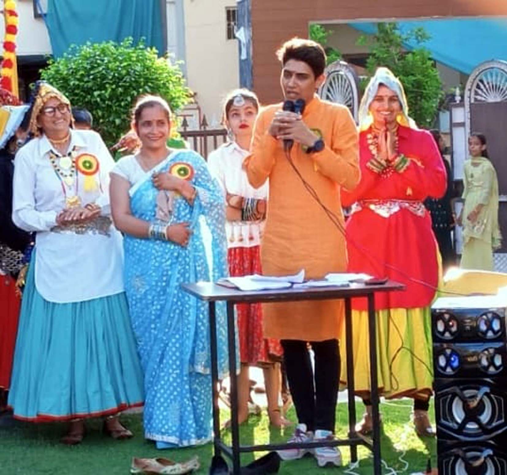 कार्यक्रम को संबोधित करते अनीता कुंडू। कार्यक्रम को संबोधित करते अनीता कुंडू।