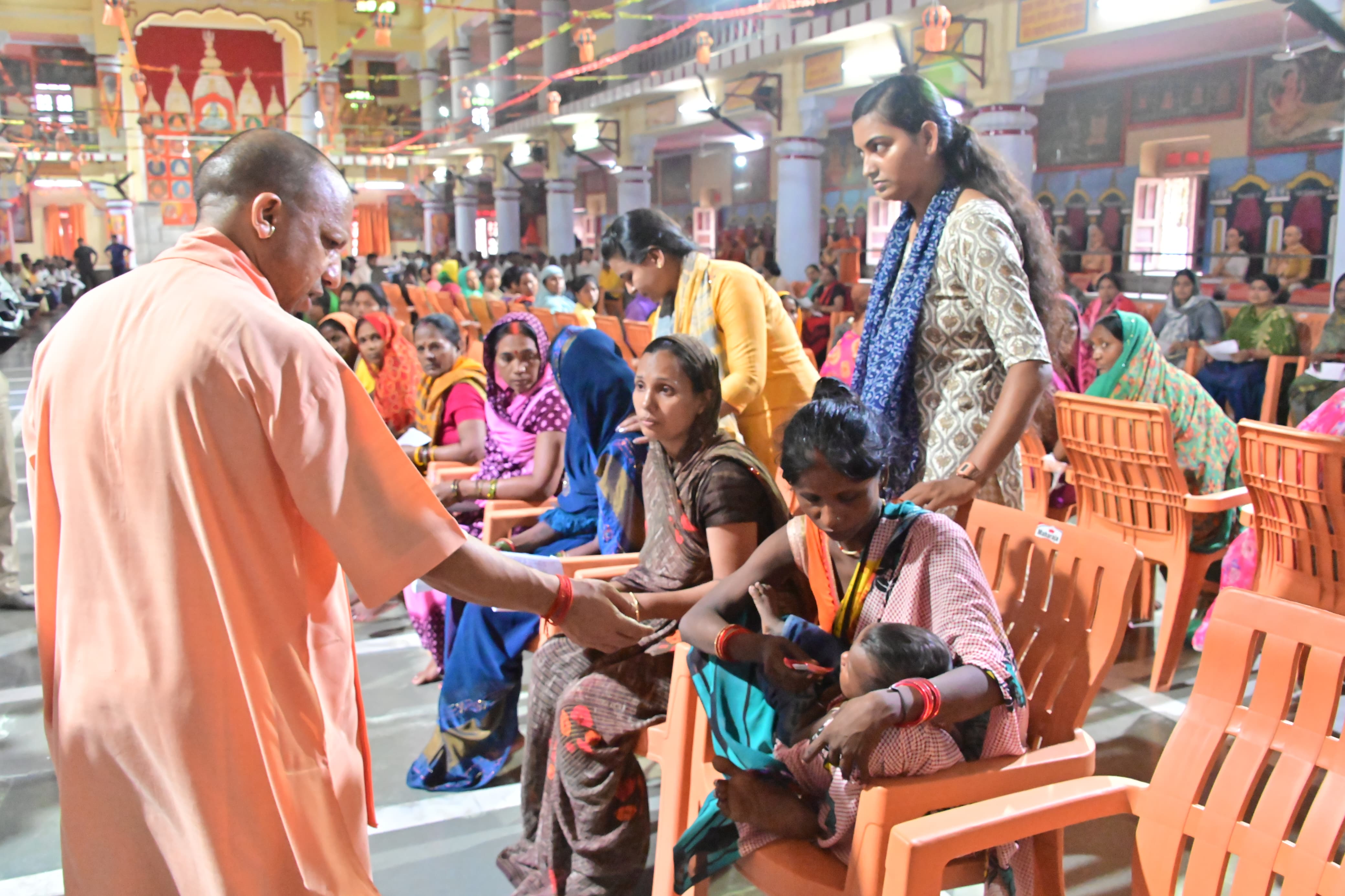 सावन के तीसरे सोमवार को मानसरोवर मंदिर में हवन के साथ पूर्ण हुआ रुद्राभिषेक का अनुष्ठान*