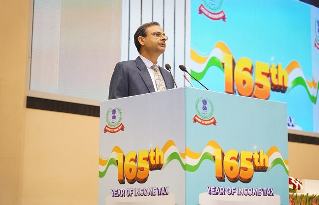 कार्यक्रम को संबोधित करते हुए राजस्व सचिव संजय मल्होत्रा कार्यक्रम को संबोधित करते हुए राजस्व सचिव संजय मल्होत्रा