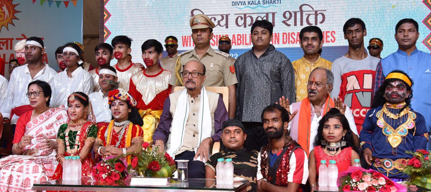 दिव्यांगजन समाज पर बोझ नहीं हैं : राज्यपाल डेका दिव्यांगजन समाज पर बोझ नहीं हैं : राज्यपाल डेका