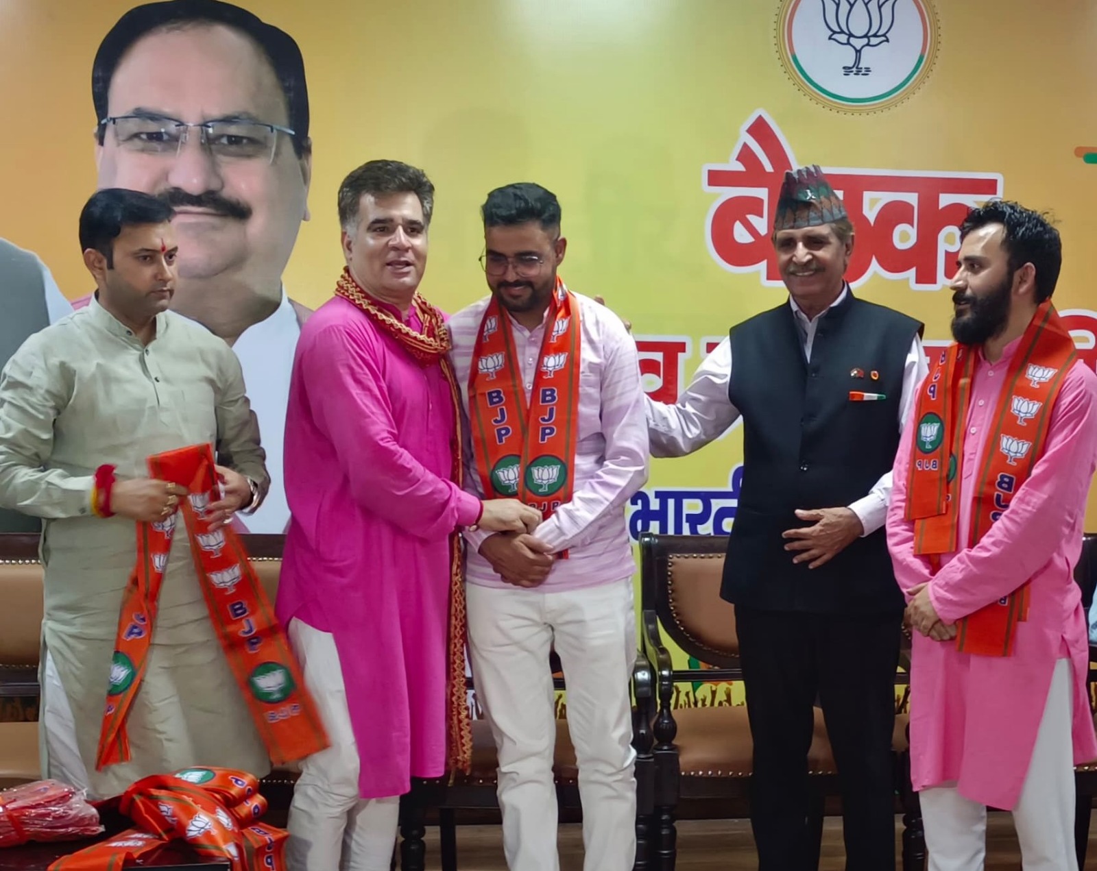 सामाजिक कार्यकर्ता जम्मू में भाजपा में शामिल हुए सामाजिक कार्यकर्ता जम्मू में भाजपा में शामिल हुए