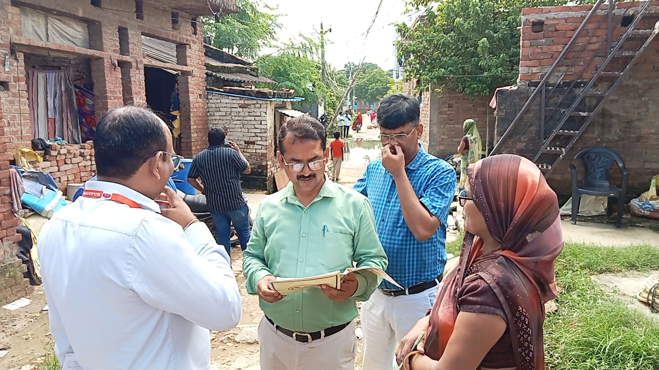 जिला सर्विलांस अधिकारी और जिला मलेरिया अधिकारी ने एमडीए अभियान का जायजा लिया जिला सर्विलांस अधिकारी और जिला मलेरिया अधिकारी ने एमडीए अभियान का जायजा लिया