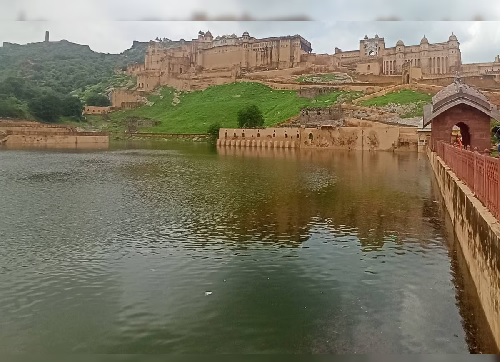 आमेर मावठे में डूबने से पांच वर्षीय बालिका की मौत आमेर मावठे में डूबने से पांच वर्षीय बालिका की मौत