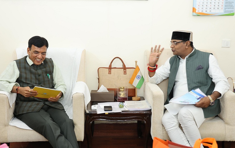 केन्द्रीय खेल मंत्री डॉ. मंडाविया से मिले मप्र के खेल मंत्री सारंग केन्द्रीय खेल मंत्री डॉ. मंडाविया से मिले मप्र के खेल मंत्री सारंग