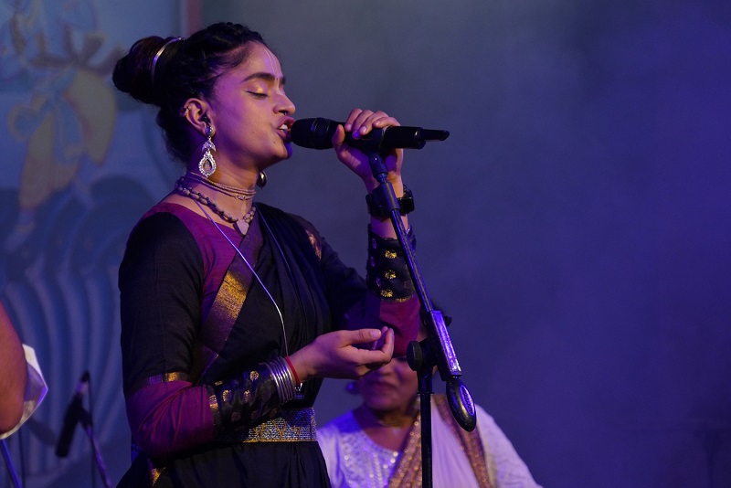 भक्ति संगीत और स्वर लहरी से गुंजायमान हुआ मप्र जनजातीय संग्रहालय का सभागार भक्ति संगीत और स्वर लहरी से गुंजायमान हुआ मप्र जनजातीय संग्रहालय का सभागार