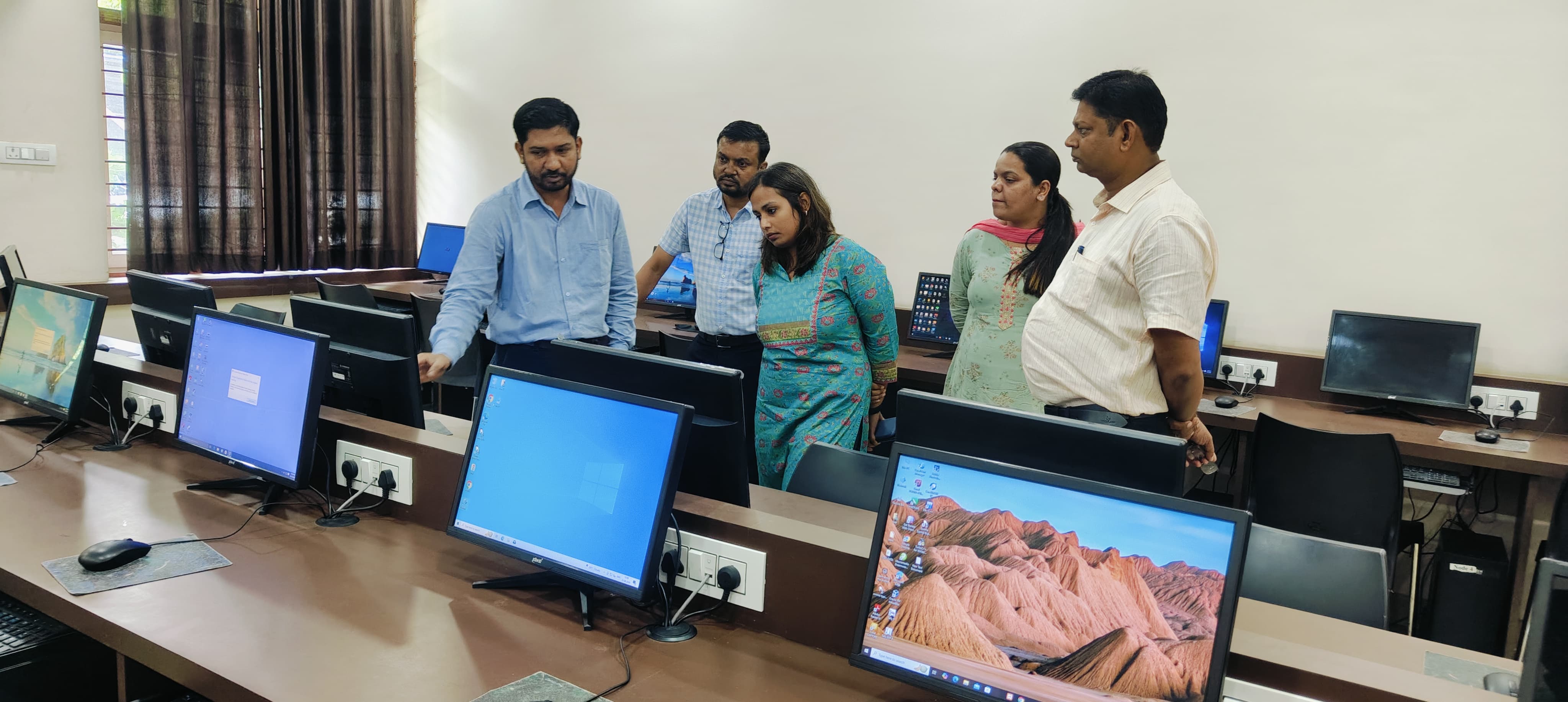 कोरबा जिले में लिखित परीक्षा का आयोजन कोरबा जिले में लिखित परीक्षा का आयोजन