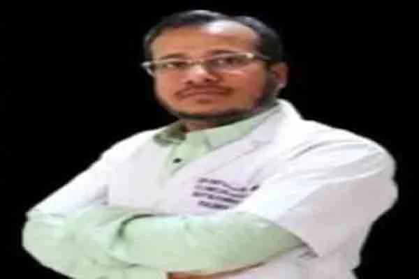 डॉ इश्तियाक का फाइल फाेटाे डॉ इश्तियाक का फाइल फाेटाे