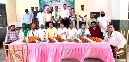 राजेंद्र पंत का हल्द्वानी आगमन पर हुआ भव्य स्वागत राजेंद्र पंत का हल्द्वानी आगमन पर हुआ भव्य स्वागत