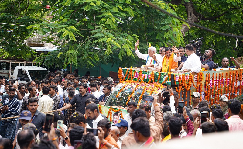 मप्रः मुख्यमंत्री डॉ. यादव ने चंदेरी में ऐतिहासिक स्थलों का किया भ्रमण मप्रः मुख्यमंत्री डॉ. यादव ने चंदेरी में ऐतिहासिक स्थलों का किया भ्रमण