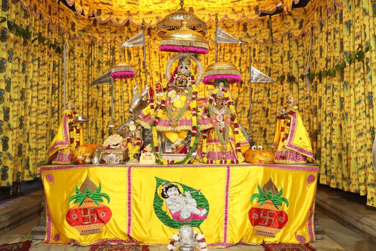 जयपुरवासियों ने कृष्ण कन्हाई के स्वागत में बिछाएं पलक पावड़े