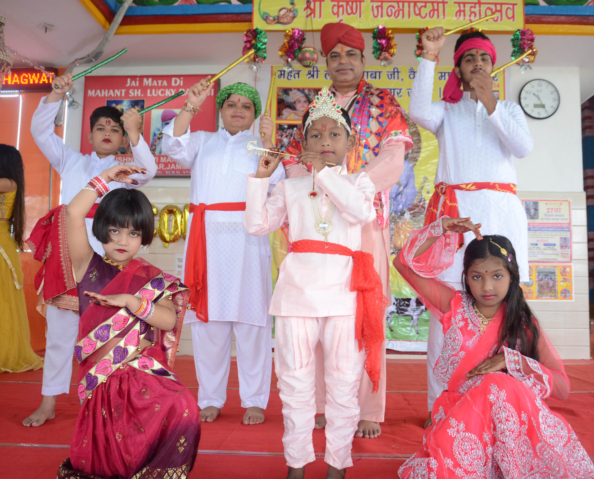 वैष्णो देवी मंदिर में जन्माष्टमी का त्यौहार भक्ति और उल्लास के साथ मनाया गया वैष्णो देवी मंदिर में जन्माष्टमी का त्यौहार भक्ति और उल्लास के साथ मनाया गया
