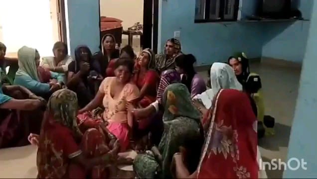 विलाप करते हुए परिजन विलाप करते हुए परिजन