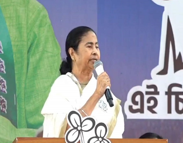 मुख्यमंत्री ममता बनर्जी मुख्यमंत्री ममता बनर्जी
