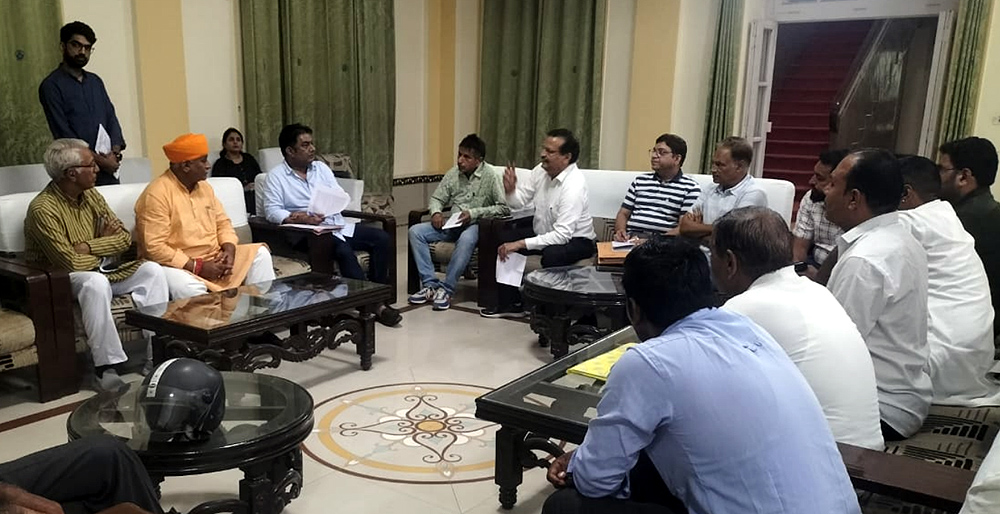 सीवरेज कनेक्शन की धीमी गति पर जताई नाराजगी, बिना कार्य पूर्ण हुए भुगतान को लिया गंभीरता से सीवरेज कनेक्शन की धीमी गति पर जताई नाराजगी, बिना कार्य पूर्ण हुए भुगतान को लिया गंभीरता से