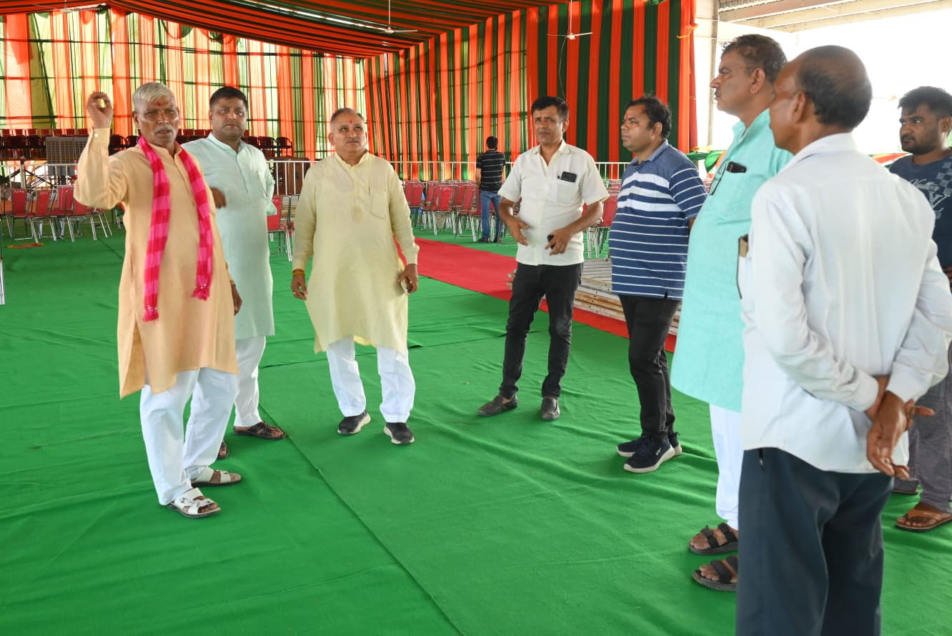 31 Snp-3 सोनीपत: रैली स्थल का निरीक्षण करते हुए जिलाध्यक्ष जसबीर दोदवा तथा राजीव जैन 31 Snp-3 सोनीपत: रैली स्थल का निरीक्षण करते हुए जिलाध्यक्ष जसबीर दोदवा तथा राजीव जैन