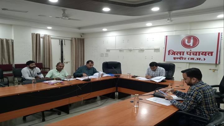 हर ग्राम रोजगार अभियानः इंदौर जिले के 145 युवाओं को उद्योग के लिए मिला आठ करोड़ रुपये से अधिक का लोन हर ग्राम रोजगार अभियानः इंदौर जिले के 145 युवाओं को उद्योग के लिए मिला आठ करोड़ रुपये से अधिक का लोन
