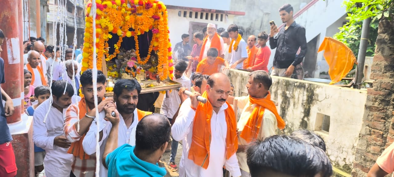 भाभी शोभा यात्रा की झांकी भाभी शोभा यात्रा की झांकी