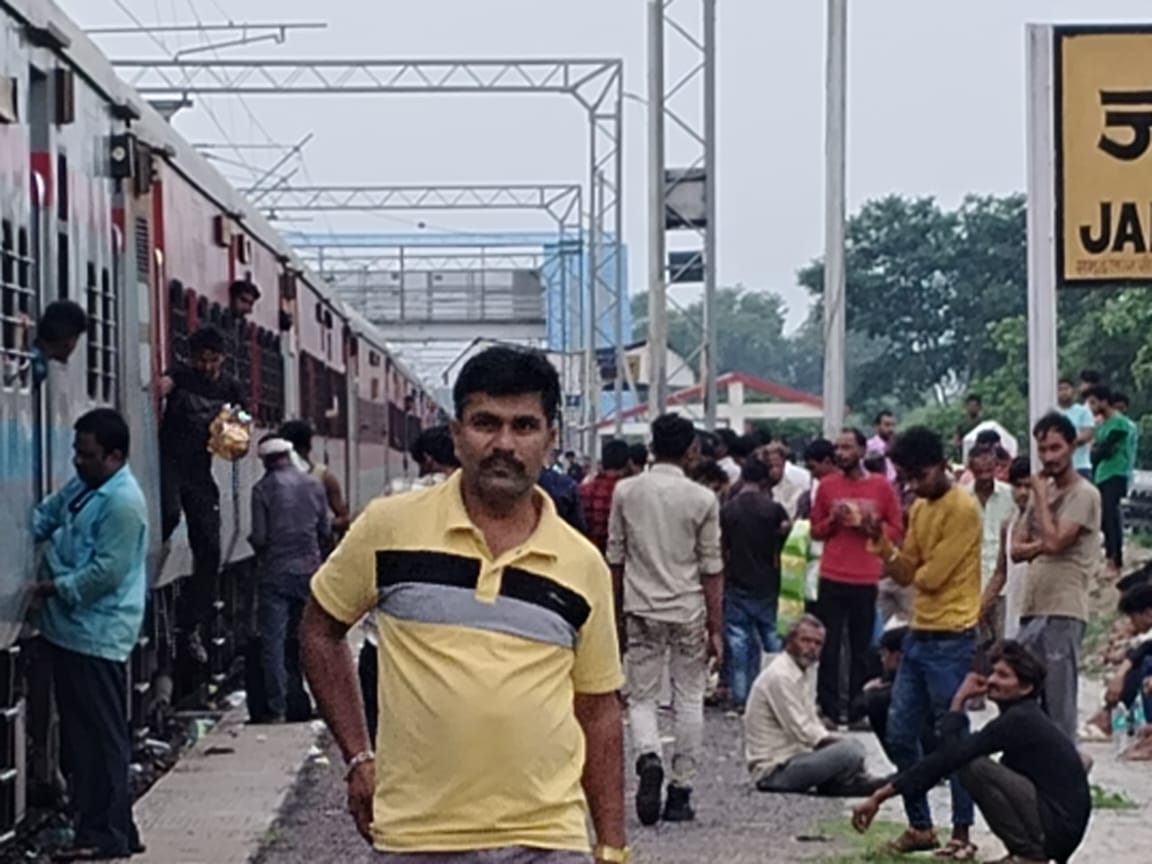 बांद्रा ट्रेन का इंजन हुआ फेल
