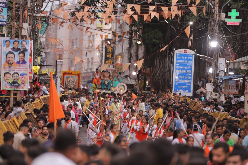 सोमवती अमावस्या पर राजसी ठाठ-बाट से निकली भगवान महाकाल की शाही सवारी