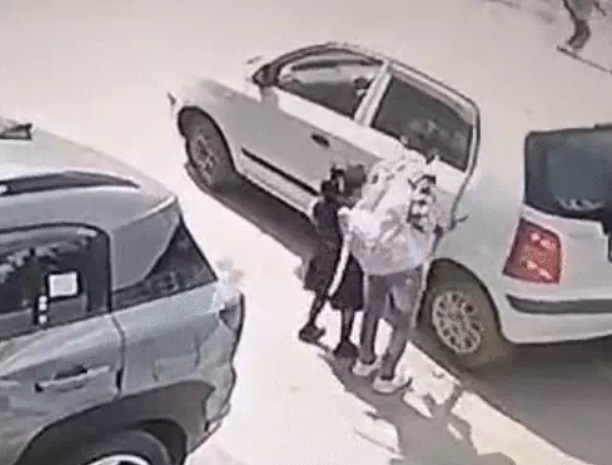 सीसीटीवी फुटेज सीसीटीवी फुटेज