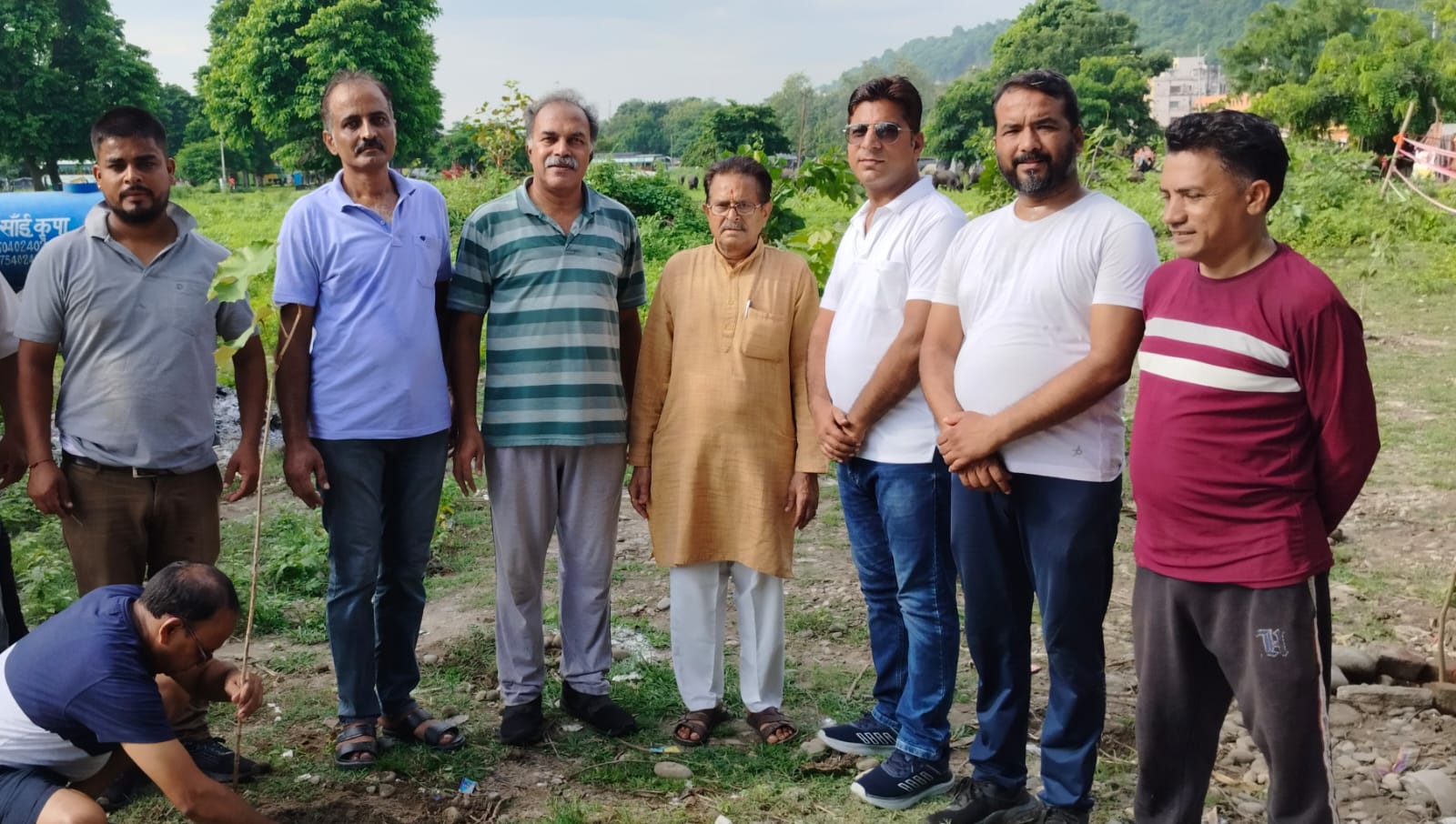 पौधारोपण अभियान पौधारोपण अभियान