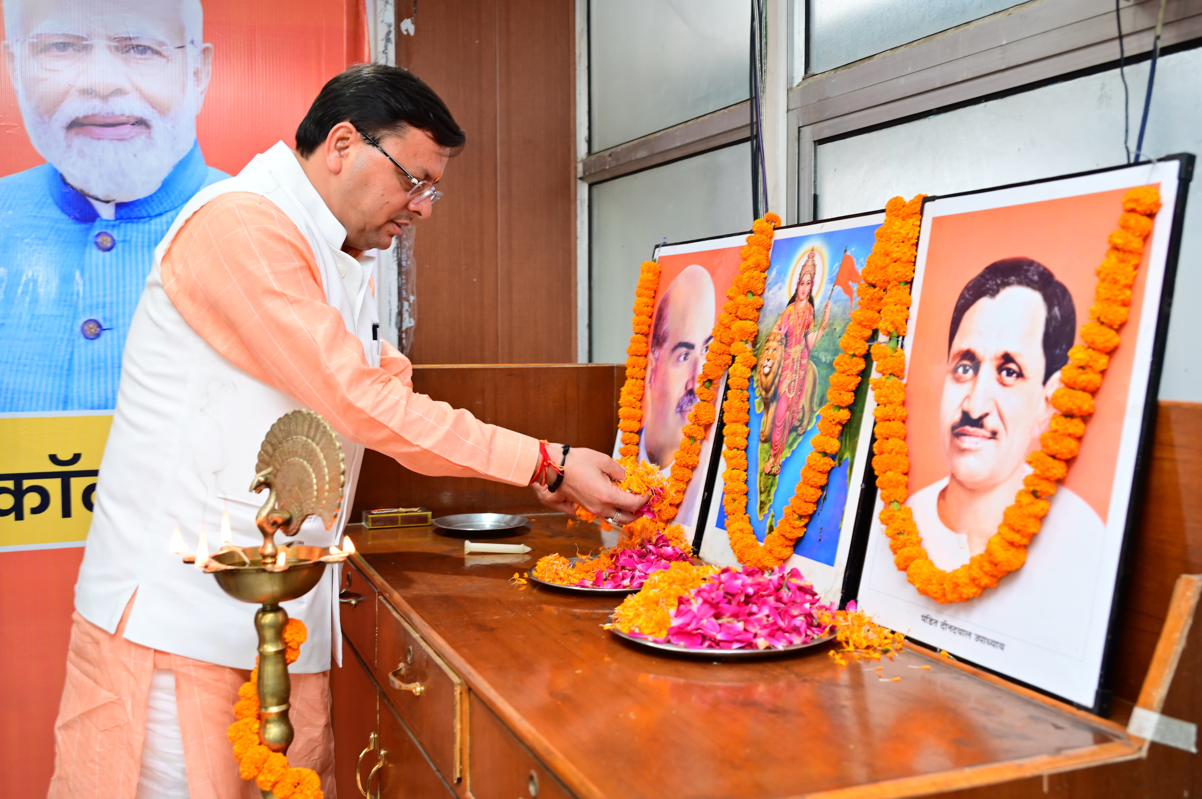 भाजपा प्रदेश मुख्यालय में सदस्यता अभियान का दीप प्रज्वलित कर शुभारंभ करते। भाजपा प्रदेश मुख्यालय में सदस्यता अभियान का दीप प्रज्वलित कर शुभारंभ करते।