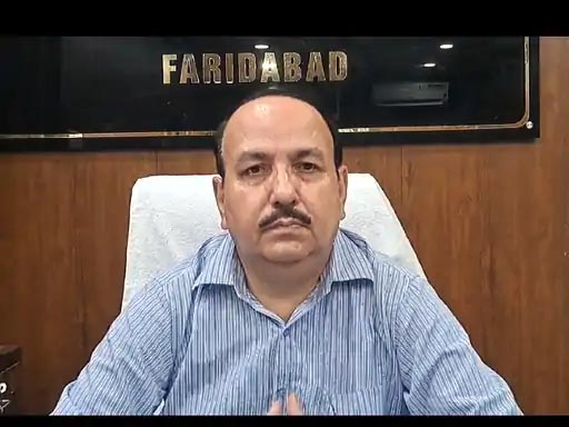 सिविल सर्जन डॉक्टर अशोक कुमार जानकारी देते हुए। सिविल सर्जन डॉक्टर अशोक कुमार जानकारी देते हुए।